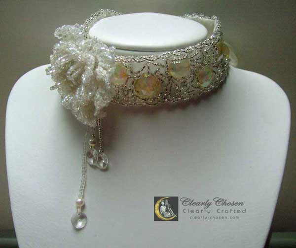 Madame Pompadour vintage choker