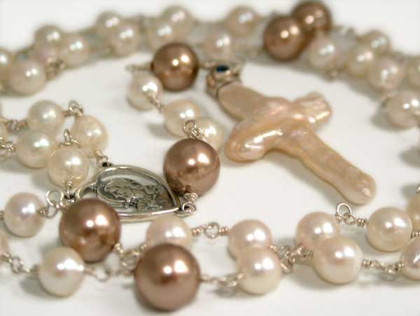 handmade rosary with closed loops