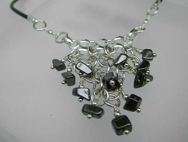 Triangulation Hematite - chain maille jewelry