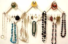 how to organise earrings